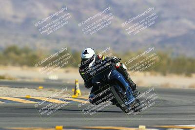 media/Jan-13-2024-SoCal Trackdays (Sat) [[9c032fe5aa]]/Turn 14 (10am)/